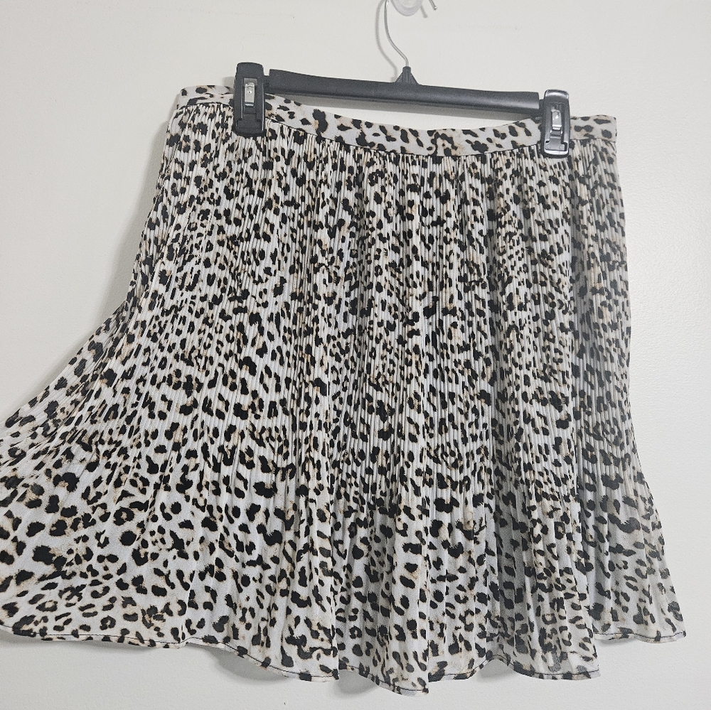 NWT Banana Republic Pleated mini Midi Skirt sz 10 leopard cheetah animal print